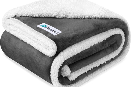 Waterproof Dog Blanket for Small Medium Dog, Pet Puppy Blanket Couch Cover Protection, Sherpa Fleece Cat Blanket Washable Throw Couch Sofa Bed Furniture Protector Reversible Soft 29X40 Charcoal